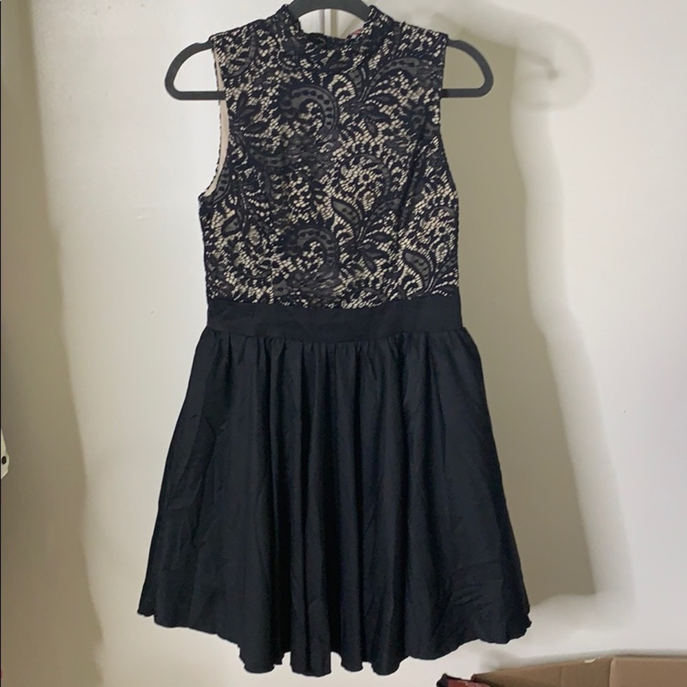 Lace Cocktail dress